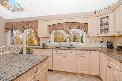 17 Thide Court, Smithtown, NY 11787 - Photo 11