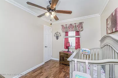 35 Nutwood Court, New York, NY 10308 - Photo 19