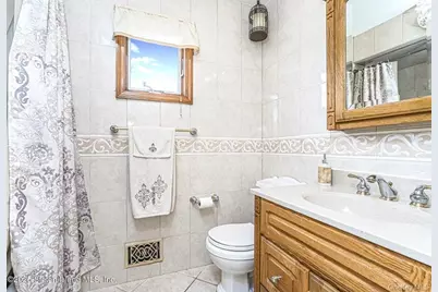 35 Nutwood Court, New York, NY 10308 - Photo 21