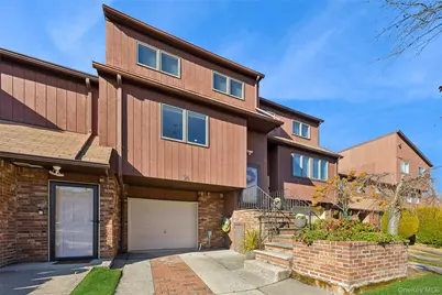 56 Stonegate Drive, New York, NY 10304 - Photo 1
