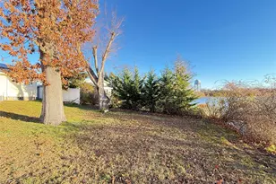 50 W Lake Dr, Patchogue, NY 11772 - Photo 27