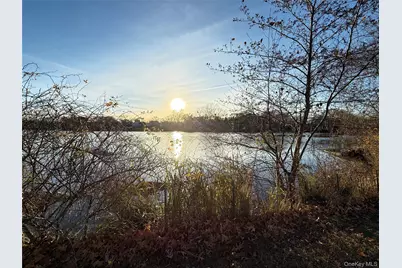 50 W Lake Drive, Patchogue, NY 11772 - Photo 29