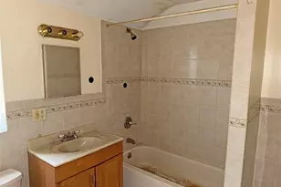 4077 Seton Ave, Bronx, NY 10466 - Photo 7