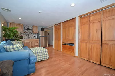 29 Granby Place, Ronkonkoma, NY 11779 - Photo 3