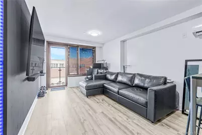 30-63 31st Street #605, Astoria, NY 11102 - Photo 5