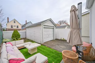 60-43 Wetherole St, Rego Park, NY 11373 - Photo 21