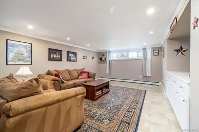 40 Cambridge Road, East Rockaway, NY 11518 - Photo 13