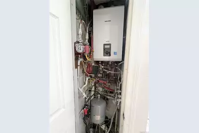 6040 55th Drive, Maspeth, NY 11378 - Photo 19