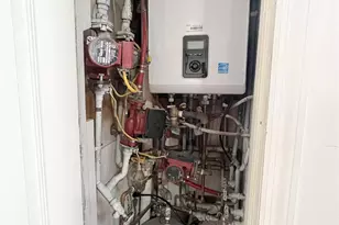 60-40 55th Dr, Maspeth, NY 11378 - Photo 19