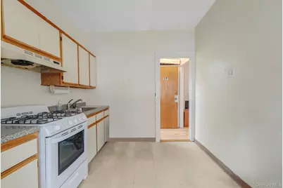 9432 94th Street, Ozone Park, NY 11416 - Photo 27