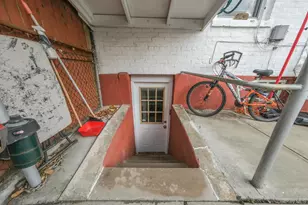 94-32 94th St, Ozone Park, NY 11416 - Photo 39