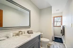 211 Mooney Pond Rd, Selden, NY 11784 - Photo 27