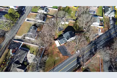 211 Mooney Pond Road, Selden, NY 11784 - Photo 39