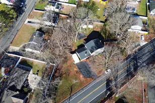 211 Mooney Pond Rd, Selden, NY 11784 - Photo 39