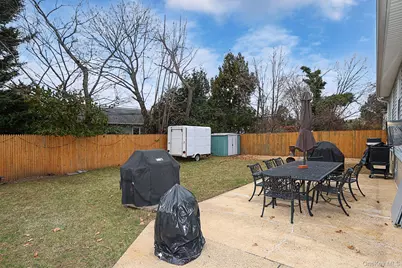 828 E. Meadow Avenue, East Meadow, NY 11554 - Photo 33