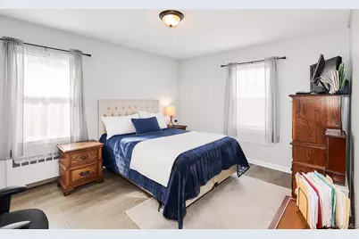 828 E. Meadow Avenue, East Meadow, NY 11554 - Photo 19