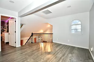 1067 Washington Green, New Windsor, NY 12553 - Photo 17