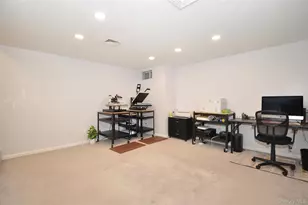 1067 Washington Green, New Windsor, NY 12553 - Photo 25