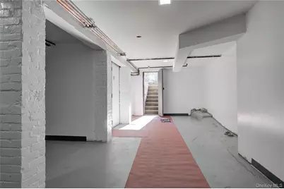 330 E 198th Street, Bronx, NY 10458 - Photo 25