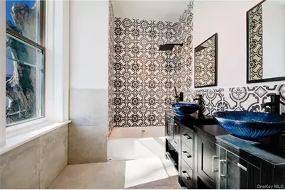 330 E 198th Street, Bronx, NY 10458 - Photo 11