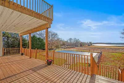 28 Old Neck Road S, Center Moriches, NY 11934 - Photo 31