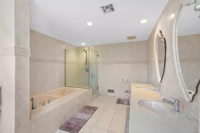 28 Old Neck Road S, Center Moriches, NY 11934 - Photo 21