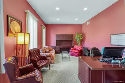 28 Old Neck Road S, Center Moriches, NY 11934 - Photo 15