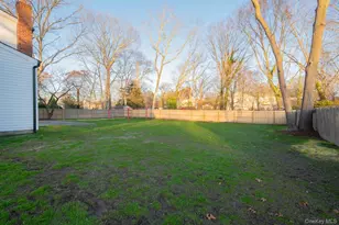 7 Howard Dr, Coram, NY 11727 - Photo 25