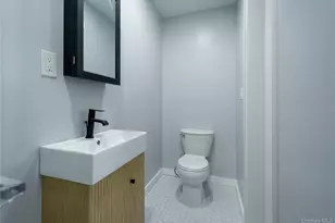 7 Howard Dr, Coram, NY 11727 - Photo 17