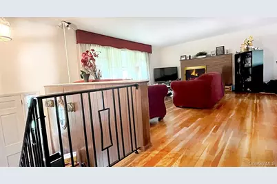 457 Quaker Ridge Road, New Rochelle, NY 10804 - Photo 3