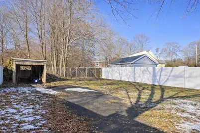 31 Oakland Avenue, Port Jefferson Station, NY 11776 - Photo 9