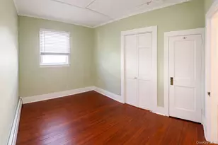 31 Oakland Ave, Port Jefferson Station, NY 11776 - Photo 5