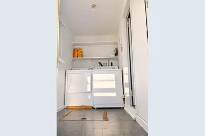 31 Oakland Avenue, Port Jefferson Station, NY 11776 - Photo 7