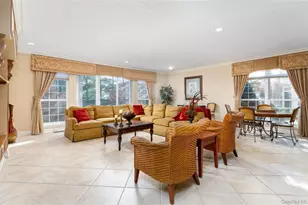 19 Hamlet Woods Dr, Saint James, NY 11780 - Photo 11