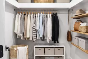 9 Susan Ln, Dix Hills, NY 11746 - Photo 17