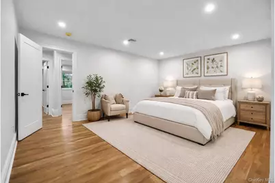 9 Susan Lane, Dix Hills, NY 11746 - Photo 15