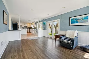 30 Consuelo Pl, Oakdale, NY 11769 - Photo 9