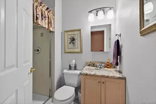 41 Golden Spruce Dr, Calverton, NY 11933 - Photo 9