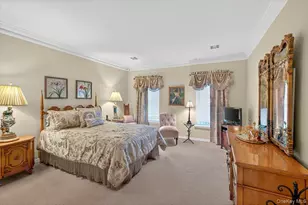 41 Golden Spruce Dr, Calverton, NY 11933 - Photo 11