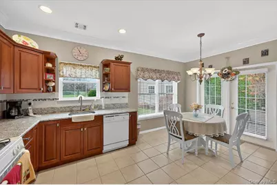 41 Golden Spruce Drive, Calverton, NY 11933 - Photo 7