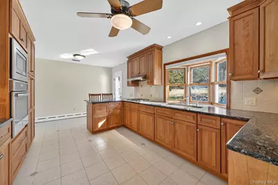 1166 Hunterbrook Road, Yorktown Heights, NY 10598 - Photo 9