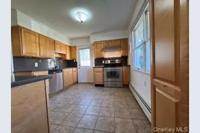 29 Arizona Avenue, Syosset, NY 11791 - Photo 3