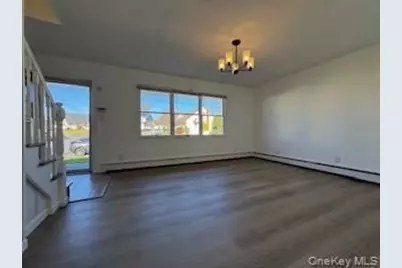 29 Arizona Avenue, Syosset, NY 11791 - Photo 11