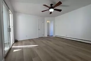 29 Arizona Ave, Syosset, NY 11791 - Photo 17