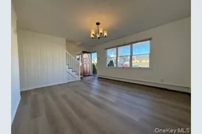 29 Arizona Avenue, Syosset, NY 11791 - Photo 9