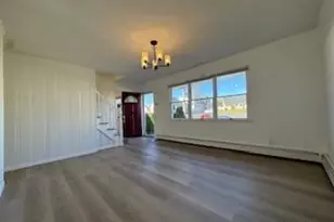 29 Arizona Ave, Syosset, NY 11791 - Photo 13