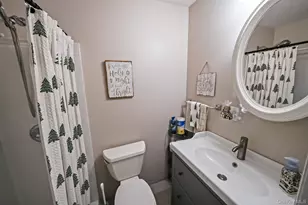 32 Rockledge Dr, Shirley, NY 11967 - Photo 19