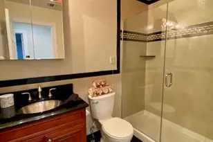 192 Adams Way, Sayville, NY 11782 - Photo 5