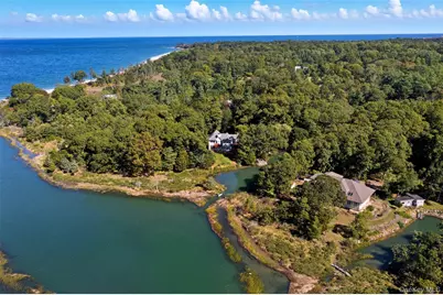 22 Flax Pond Woods Road, Setauket, NY 11733 - Photo 7