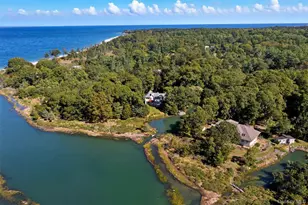 22 Flax Pond Woods Rd, Setauket, NY 11733 - Photo 7